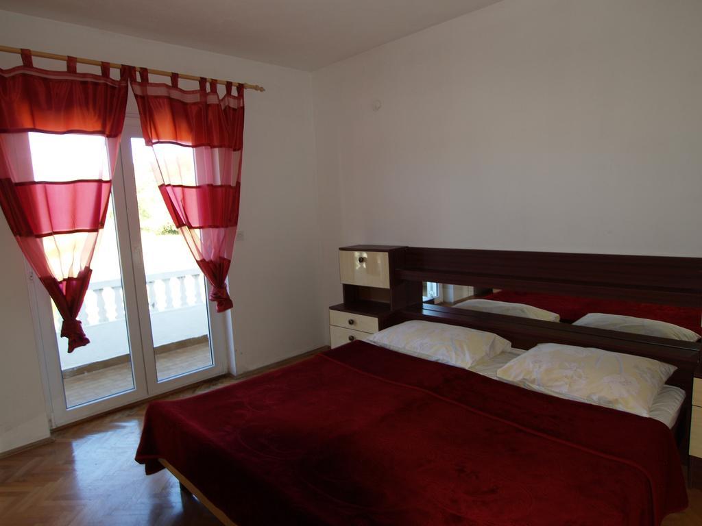 Apartment Dudic Palit Luaran gambar